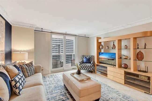 Photo - 336 N Birch Rd Unit 16B