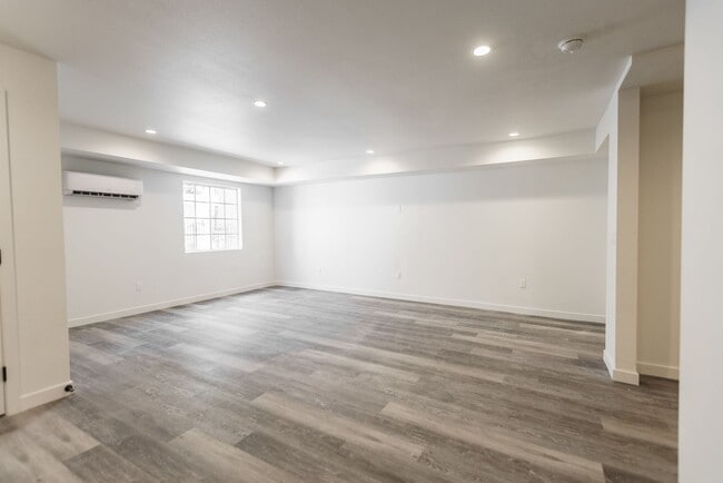 Photo - 14056 Valleyheart