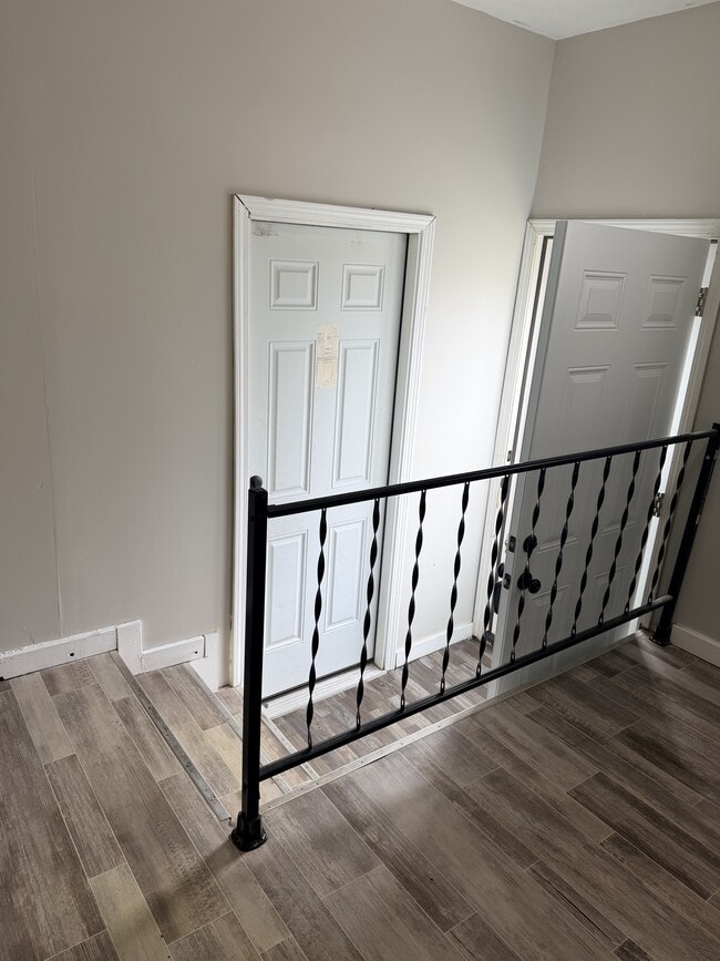 Photo - 515 Alton Ave