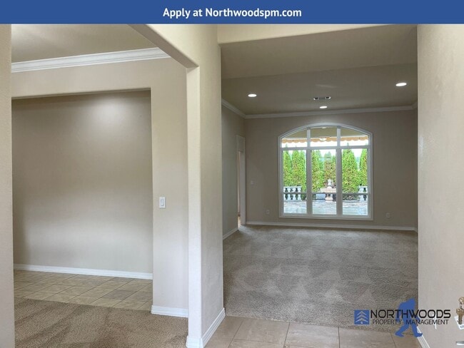 Photo - PET FRIENDLY!! Beautiful 3 Bedroom 2 Bath Home in Eagle Point Golf Course Community