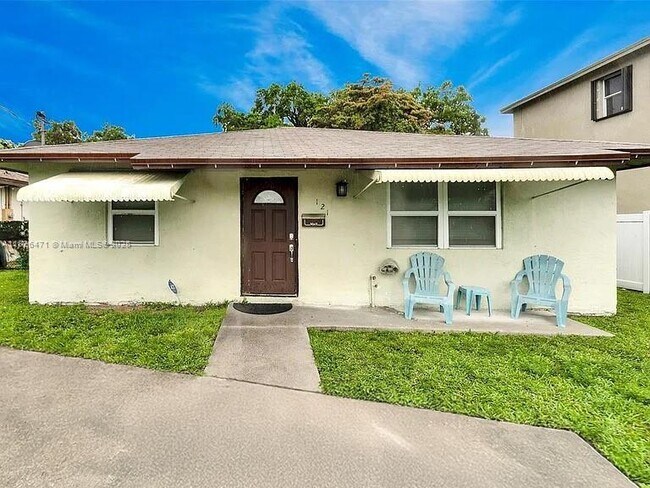 Photo - 121 NW 7th Ave House