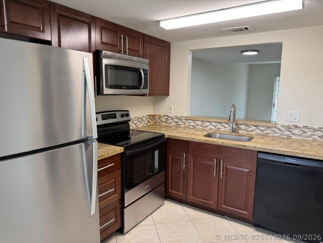 3817 NW 90th Ave