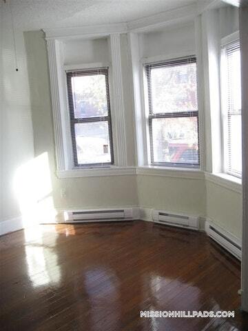 Photo - 887 Huntington Ave Unit 2