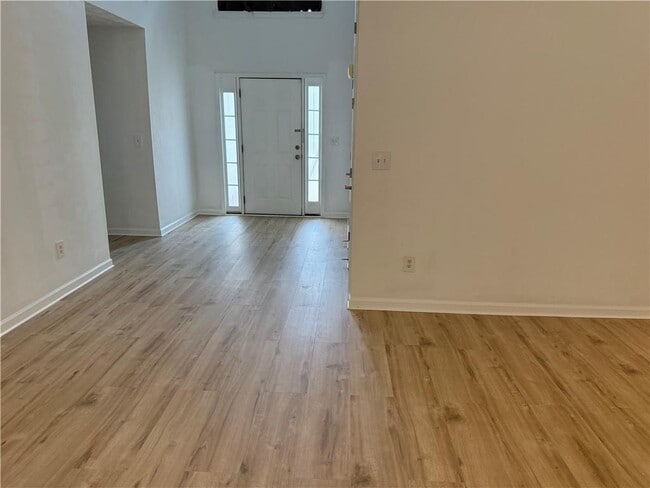 Photo - 3720 Crescent Walk Ln NE