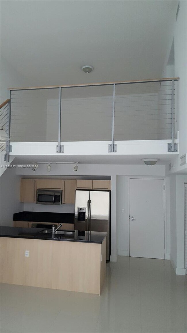 Photo - 1111 SW 1st Ave Unit TH-20