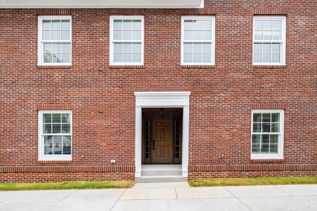 Photo - 816 Walnut Ave