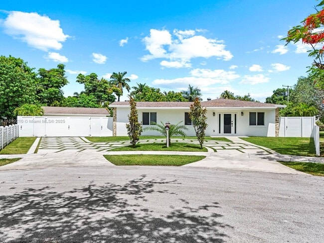 Photo - 19715 SW 99th Pl House