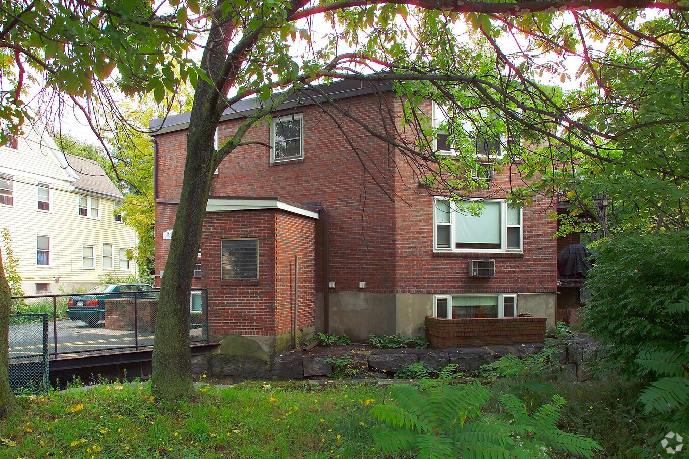 Photo - 36-40 Bigelow St