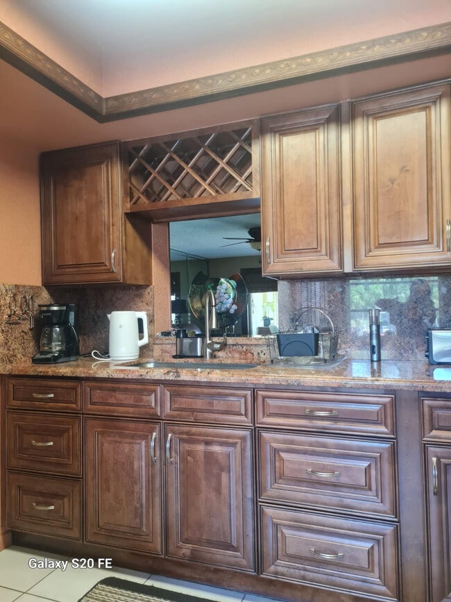 Building Photo - 14797 Cumberland Dr Unit 208 Rental