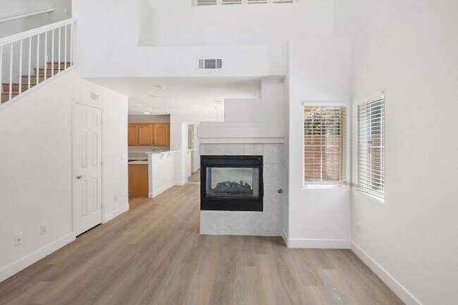 Photo - 2 Bedroom With 1 Car Garage In Gated Northwest Vegas Community