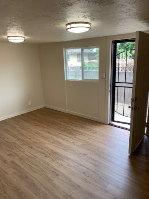 Building Photo - 601 S Papa Ave Rental
