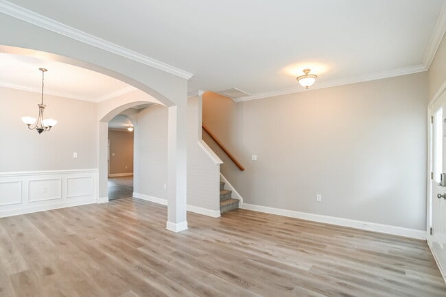 Photo - 4022 Linville Falls Ln