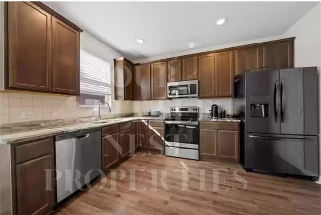 Photo - 10712 Fallbrook Rd