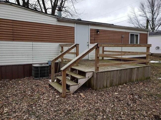 Photo - 111 Franklin St