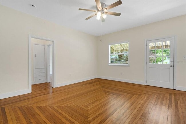 Photo - 934 Vistabula St
