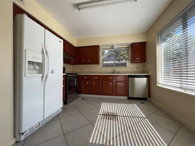 Photo - 12400 Overbrook Ln Unidad 43C
