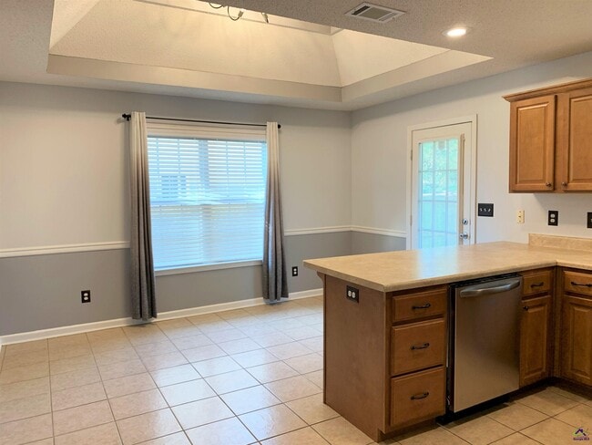 Photo - 110 Amber Dr