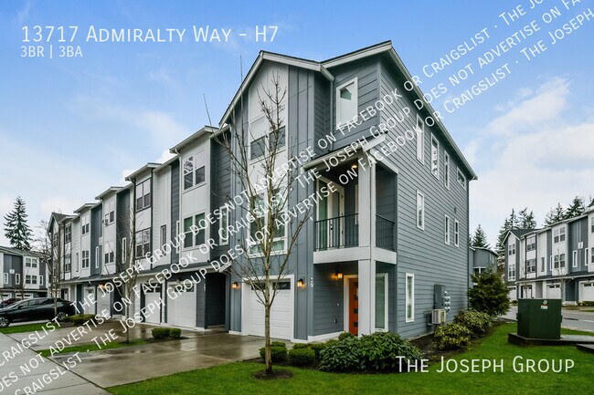 Photo - 13717 Admiralty Way