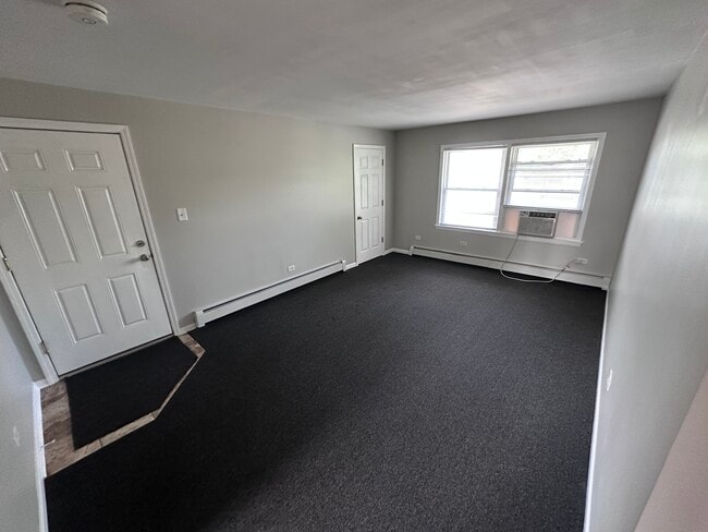 14500 Cottage Grove Ave