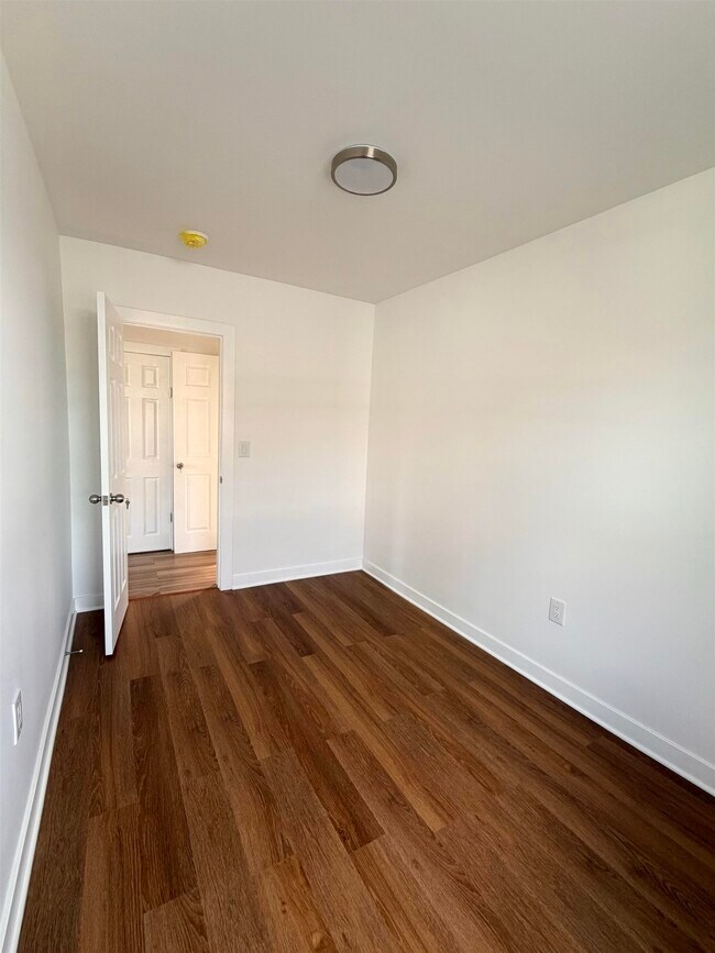 Photo - 36 Van Reypen St Unit 3