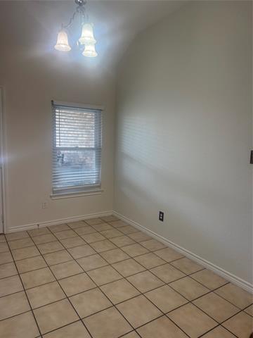 Photo - 303 Quail Run Rd