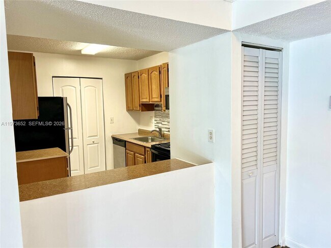 Photo - 20761 NE 4th Pl Unit 104