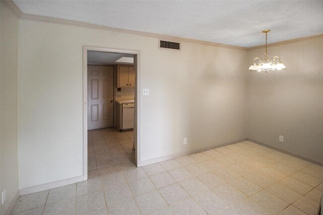 Photo - 821 S Ripple Creek Dr Unidad 1