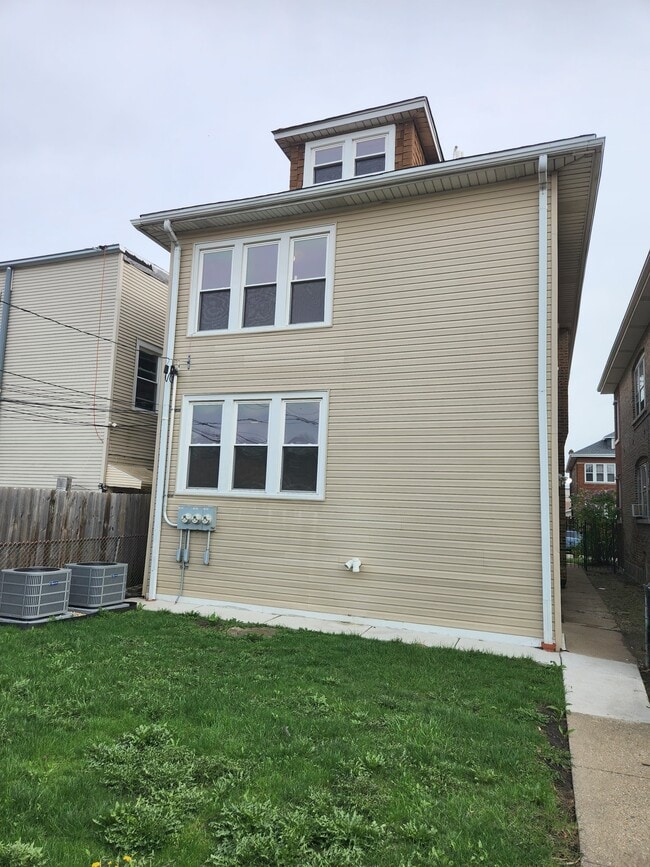 Photo - 5230 W Deming Pl Unit 2