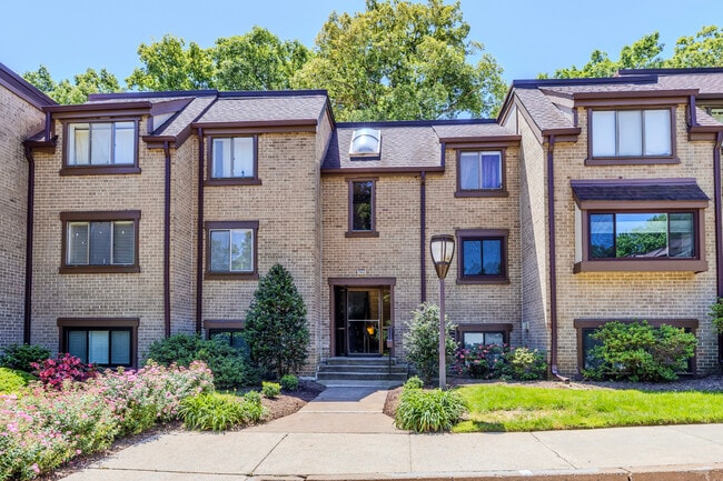Photo - 1643 Parkcrest Cir Unidad 1643 Parkcrest Cir #7C/201