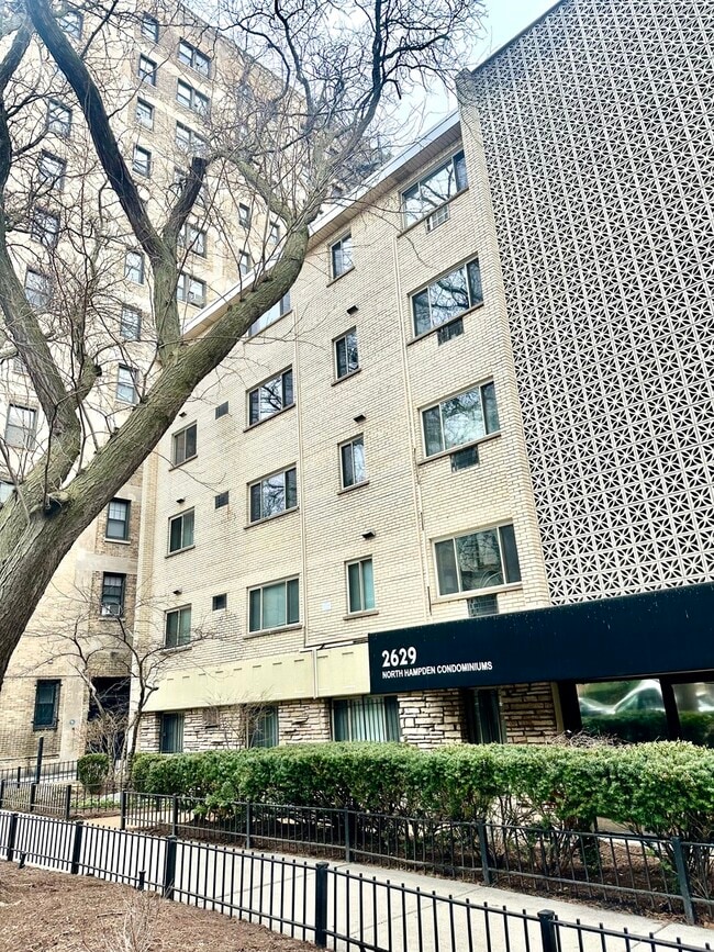 Building Photo - 2629 N Hampden Ct