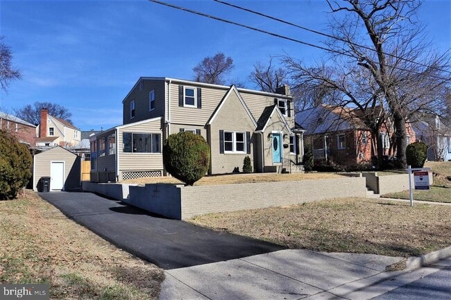 Building Photo - 1202 Parker Ave Rental
