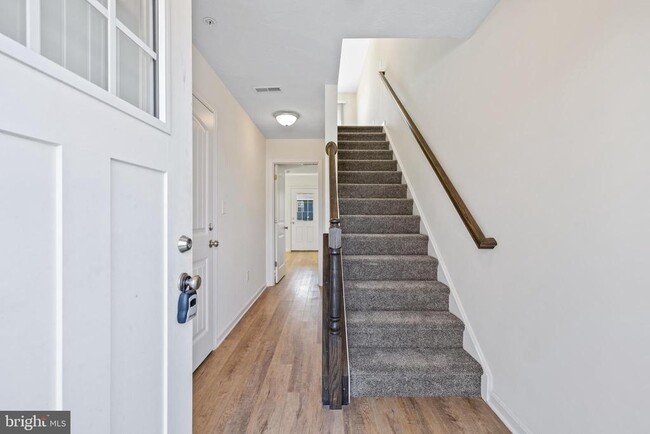 Photo - 2077 Clinton Ave Townhome