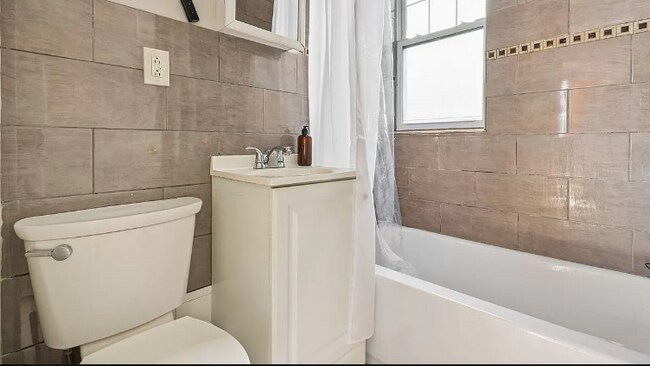 Photo - 78 Glenville Ave Unit 3