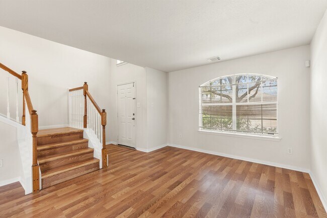 Photo - 3111 Holly Ranch Dr