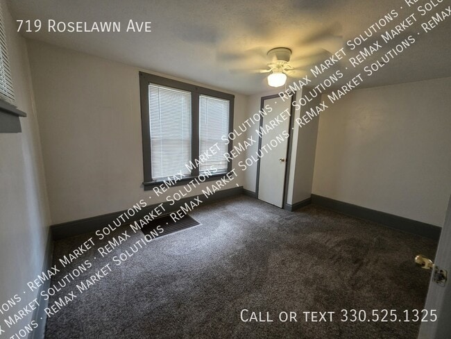 Photo - 719 Roselawn Ave