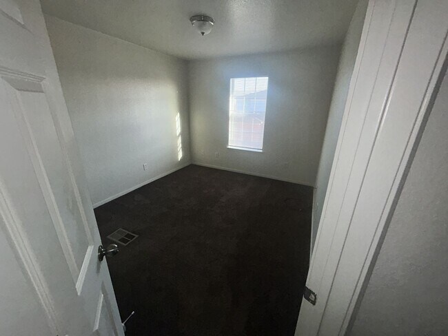 Photo - 4108 Shasta Rd Unidad 4108 Shasta  C