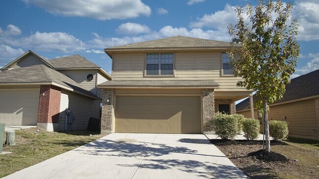 Enclave at Northeast Crossing - 7526 Whisp... - Enclave at Northeast Crossing - 7526 Whisp... House