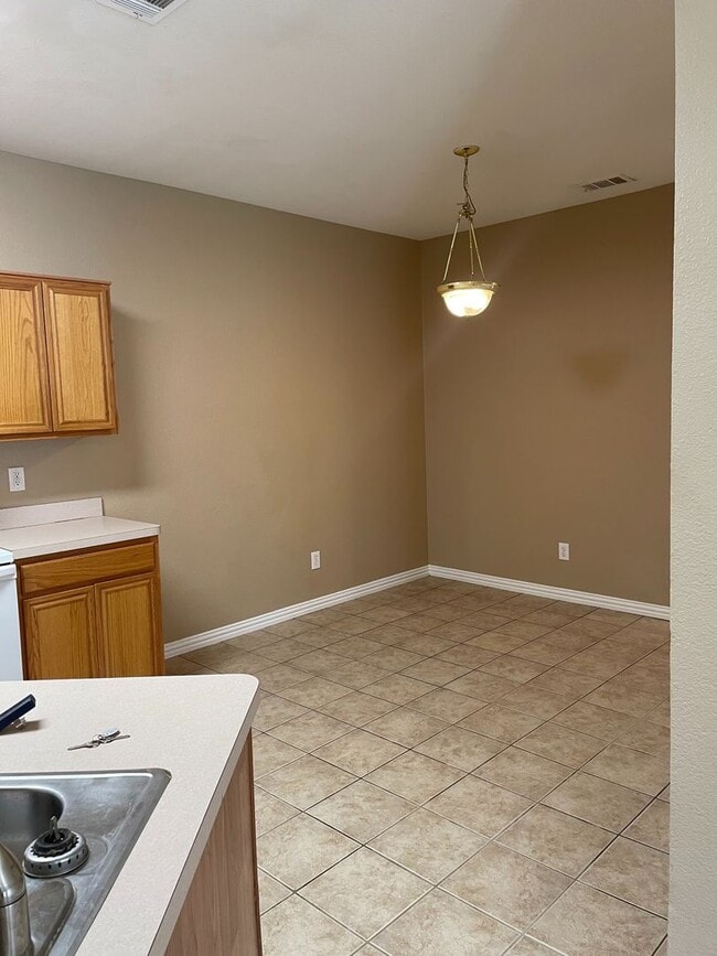 Photo - 991 Sierra Vista Ct Unit 991