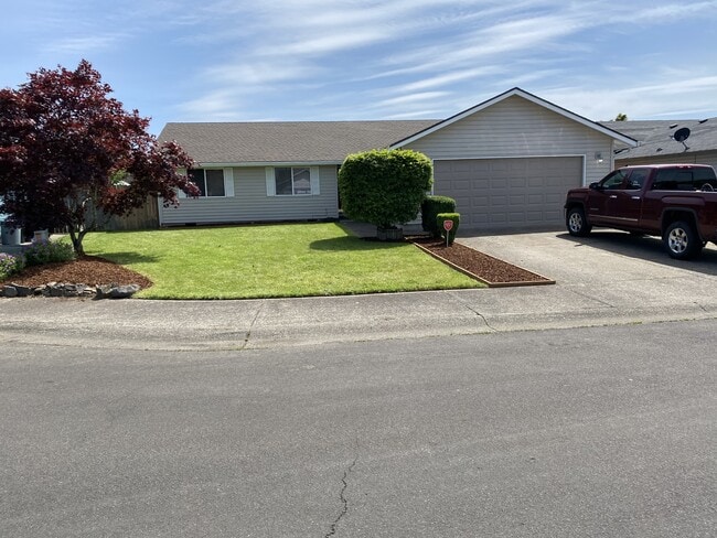 Building Photo - 15807 NE 86th Cir