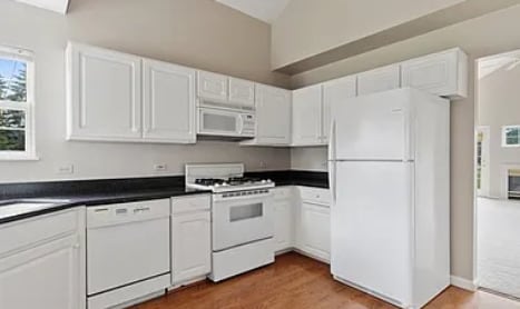 Photo - 7049 Buchanan Dr