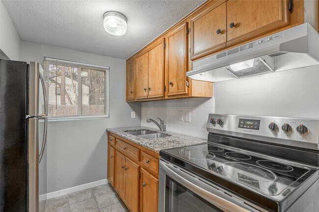 Photo - 26612 Primrose Ct