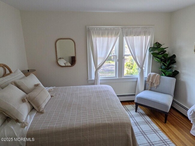 Photo - 206 Howell Ave