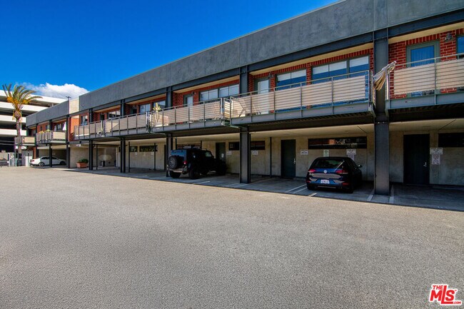 Photo - 1046 Princeton Dr Unit 119