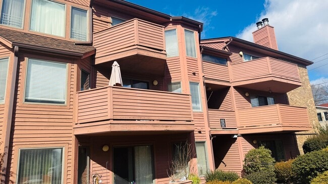 Photo - 2427 Washington Ave