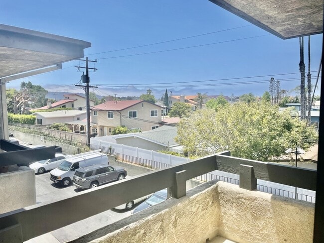 Photo - Anza Victoria Apartments