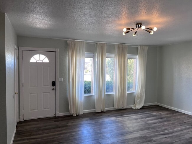 Photo - 3 Bedroom Townhome