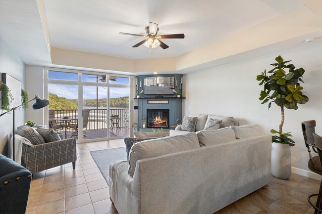 4800 Eagleview Dr