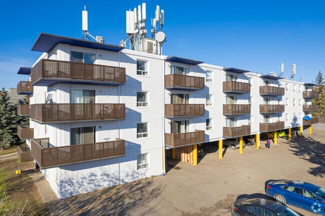 Building Photo - White Plains Manor