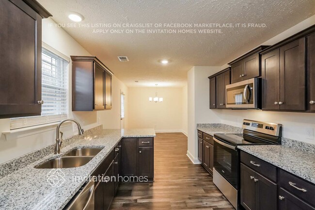 Photo - 319 Green Hills Dr