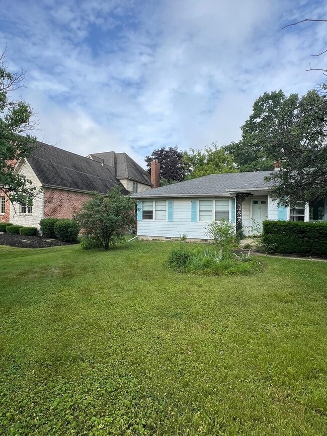 Photo - 6536 Ridge Rd
